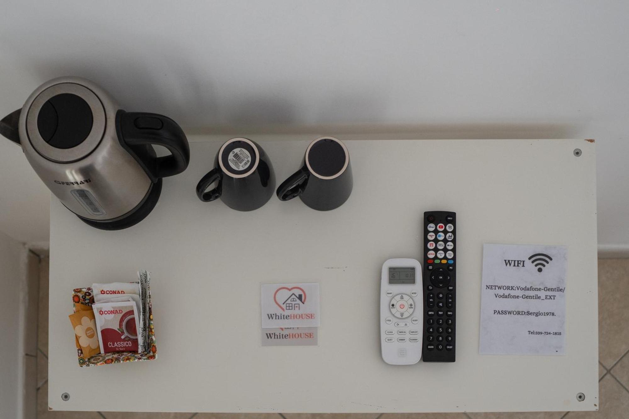 Whitehouse Couette-café *