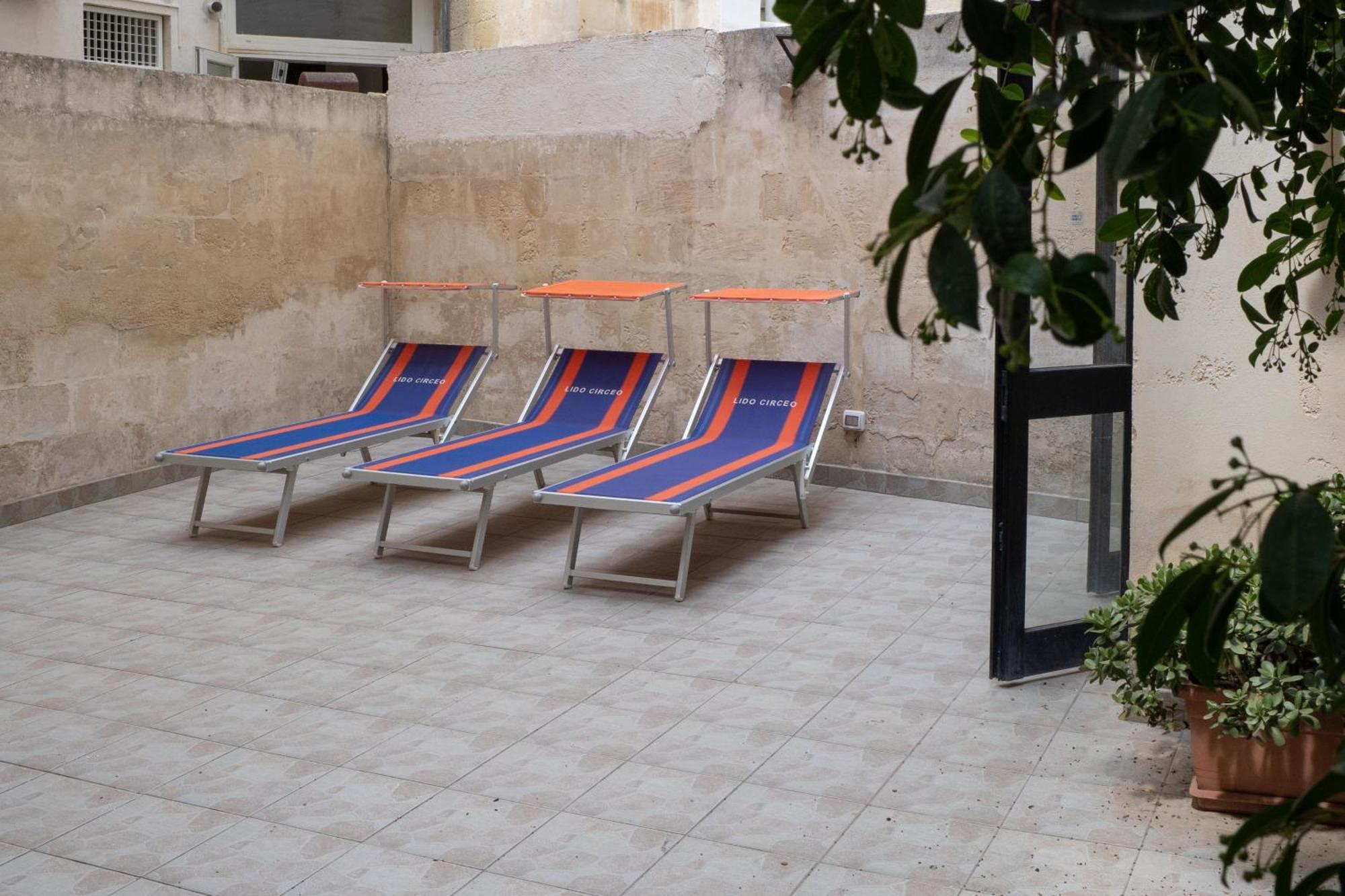 Whitehouse * Lecce